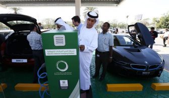 Dubai’de Elektrikli Araçlara Otoban ve Park Ücreti Yok